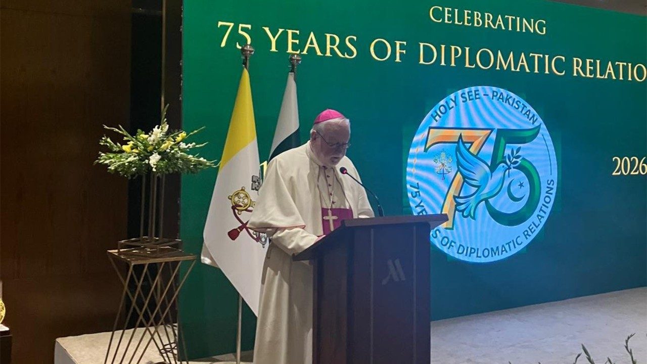Gallagher in Pakistan: Peace, human dignity at heart of papal diplomacy